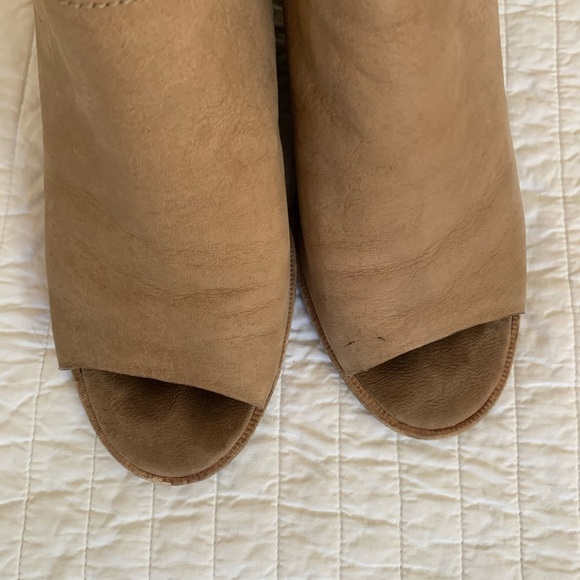 Dolce Vita Tegan tan beige bootie slides, size 10 - Picture 7 of 9